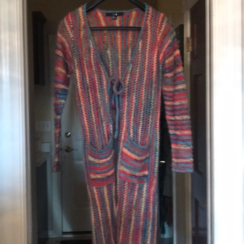 long sweater with front tie and pockets